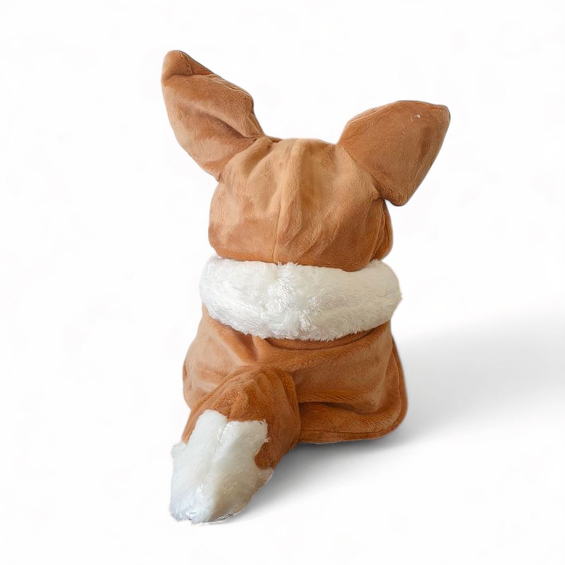 peluche pokémon - pikachu déguisé en évoli