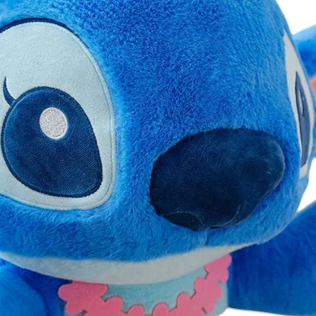 Plüschtier Stitch im Hawaii-Look
