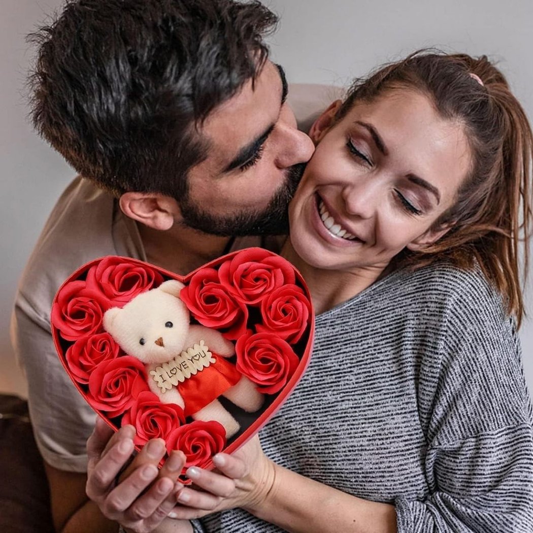 Coffret Roses Savon avec Ours en Peluche Cœur