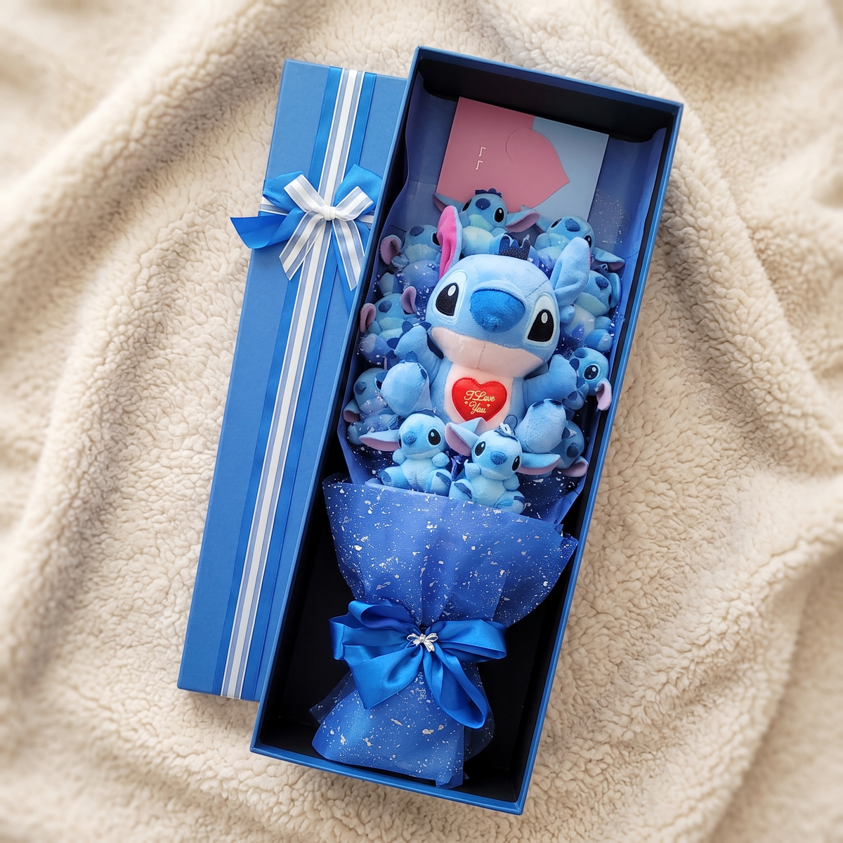 Bouquet Peluche Stitch I Love You avec Coffret