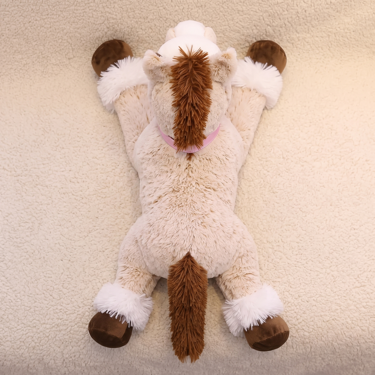 Peluche Cheval Géante Beige Couchée 90 cm