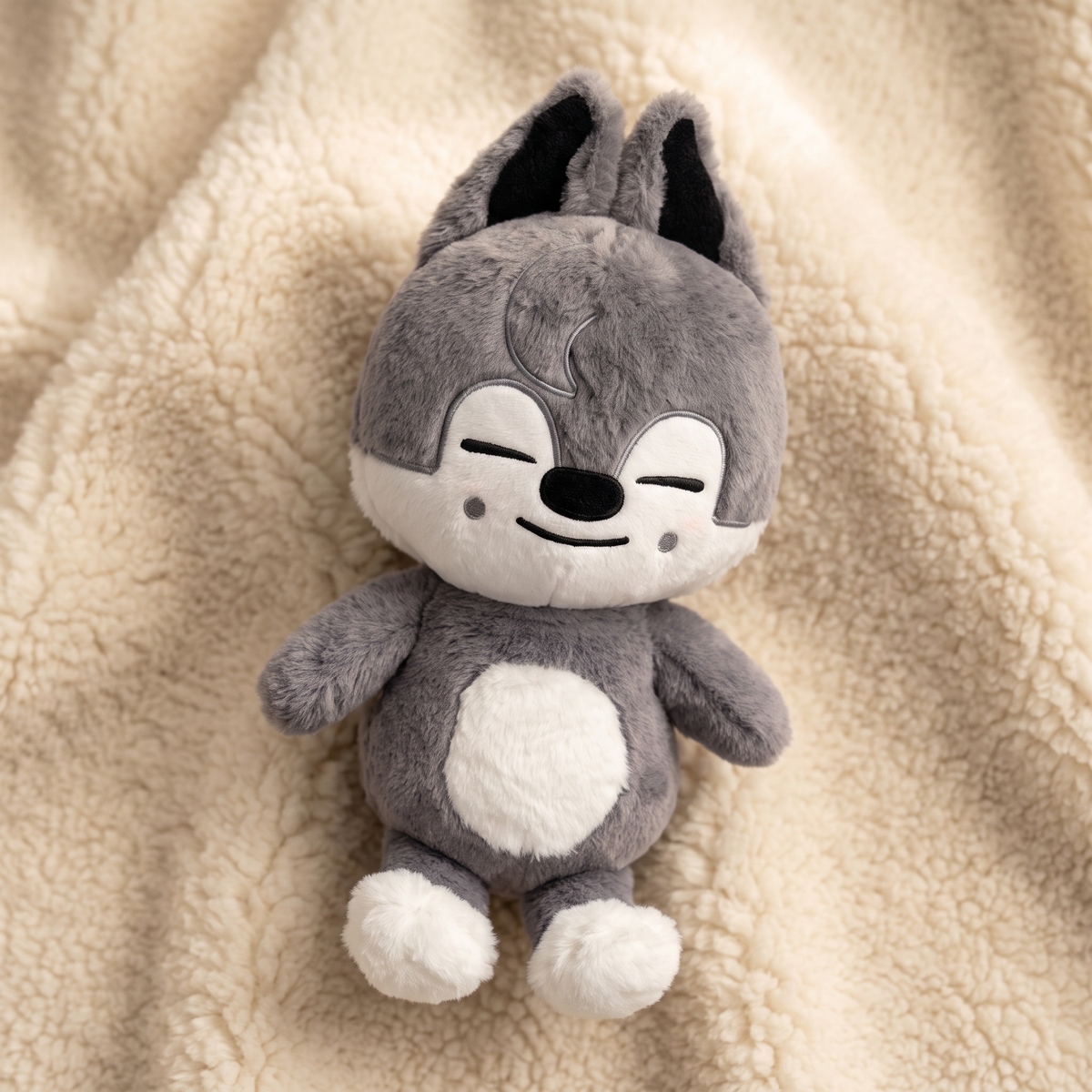 Peluche Loup Wolf Chan SKZOO 50cm