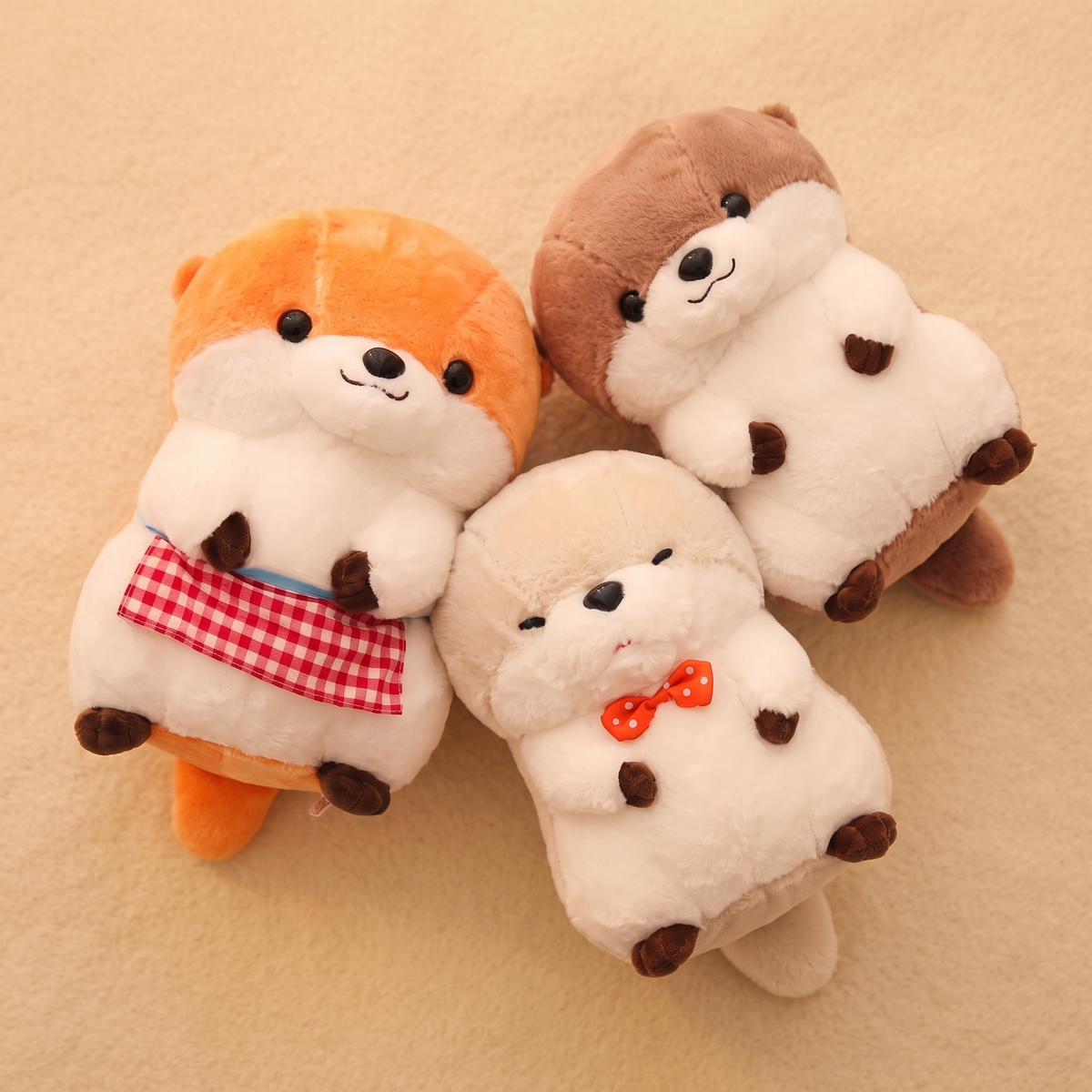 Peluche Loutre Tablier à Carreaux
