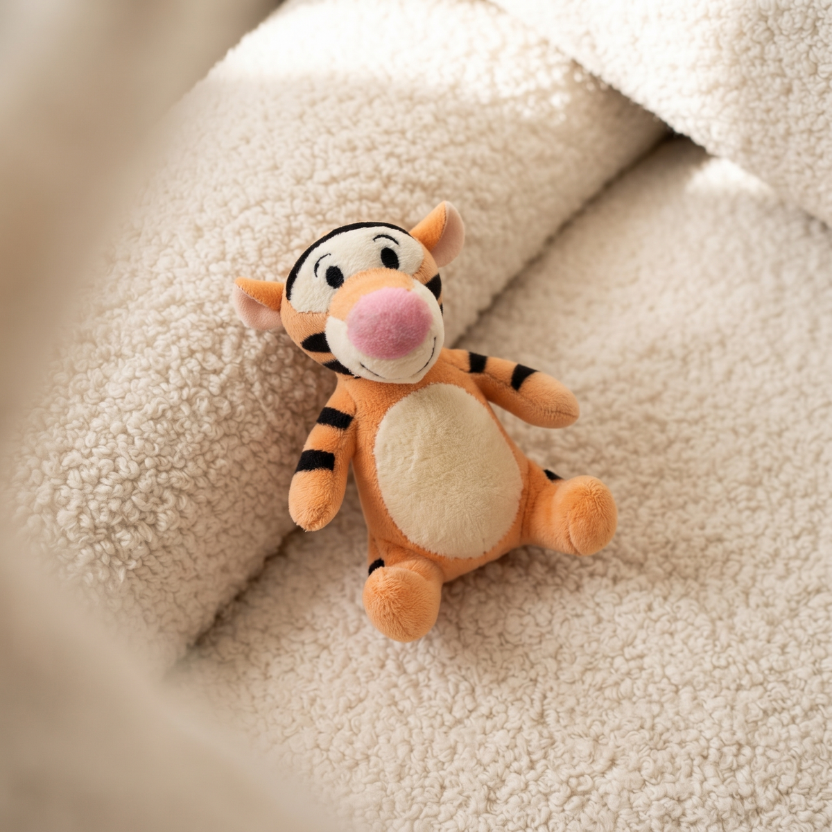 Peluche Tigrou Aimantée Épaule