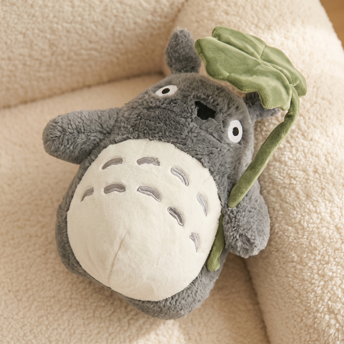 Peluche Totoro Feuille de Lotus Douce